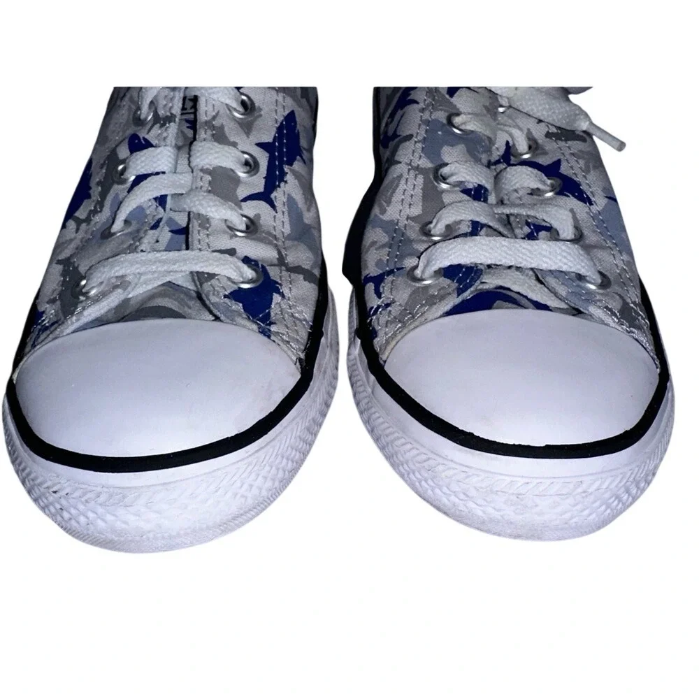 Converse Kids Shark Print Low Top Sneakers Blue Gray Size 3Y